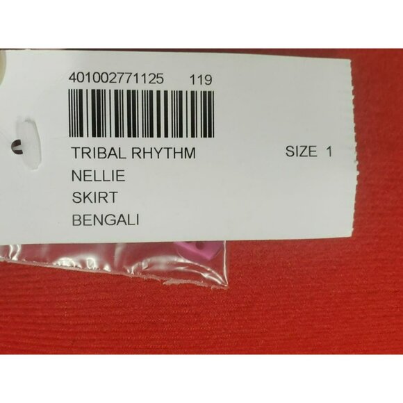 Chicos Tribal Rhythm Nellie Skirt, Size 1 Med, Pink Purple, Silk, Cotton lined - Picture 6 of 9